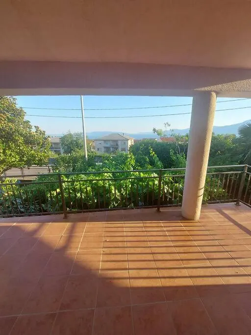 Kuca S Pogledom Na More S Prostranom Terasom Apartment Rijeka Croatia